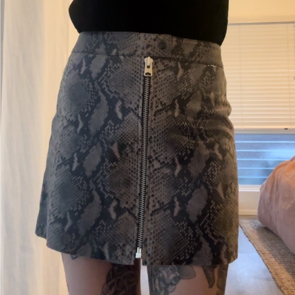 All Saints Lena Oba snakeskin skirt - Picture 6 of 15